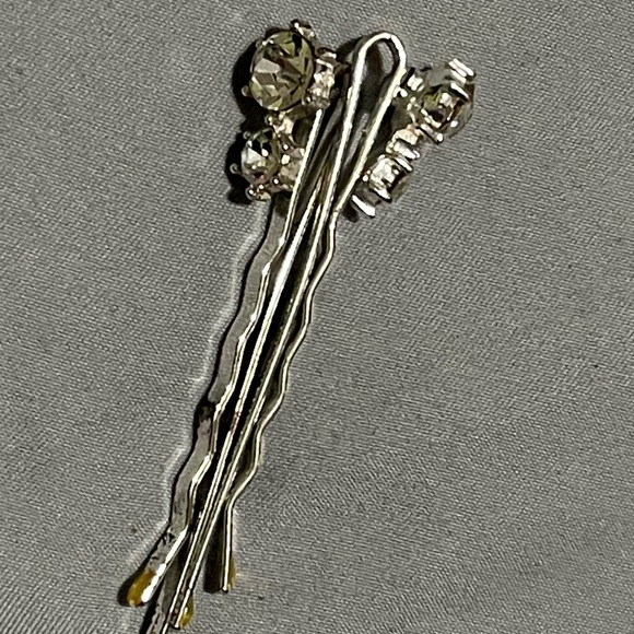 Stud hair pin / bobby pins - Picture 2 of 2